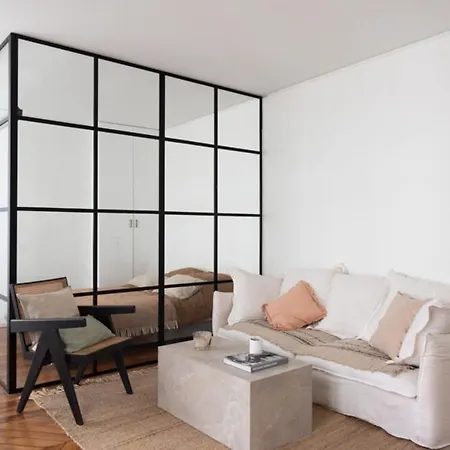Nice 37m With Balcony Near The Louvre Paris